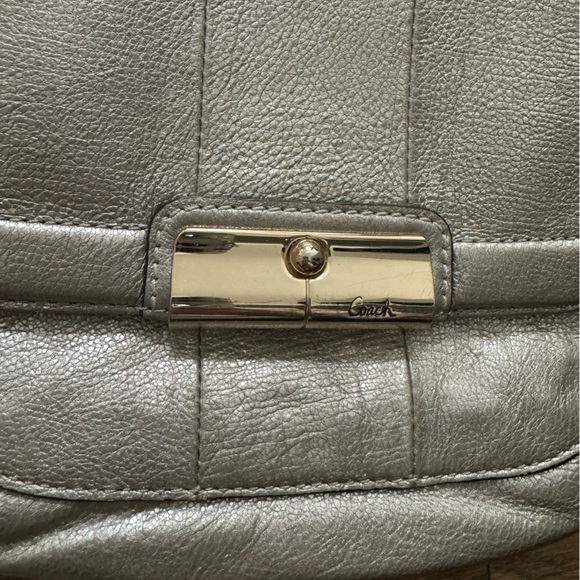 Coach Crossbody Purse - Picture 4 of 11